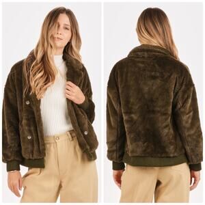 Mo : Vint Women's Green Plush Faux Fur Button Long Sleeve Front Coat Size Medium